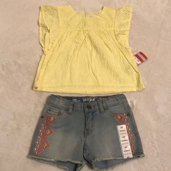 NWT Eyelet Blouse and Embroidered Shorts Set - 4T - Picture 1 of 8